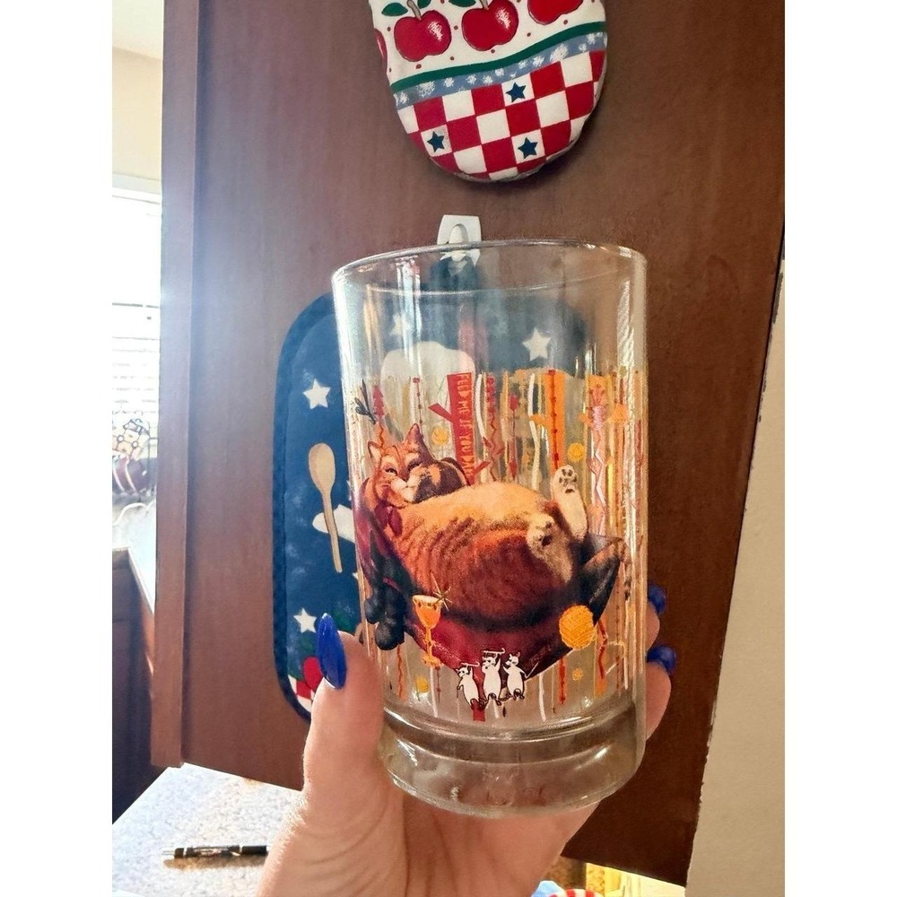 Shrek ever after puss in boots cup